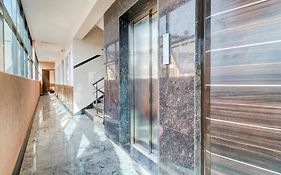 Hotel O Elite Lifestyle Red Rose Near 7D Voyage