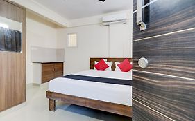 Hotel O Elite Lifestyle Red Rose Near 7D Voyage