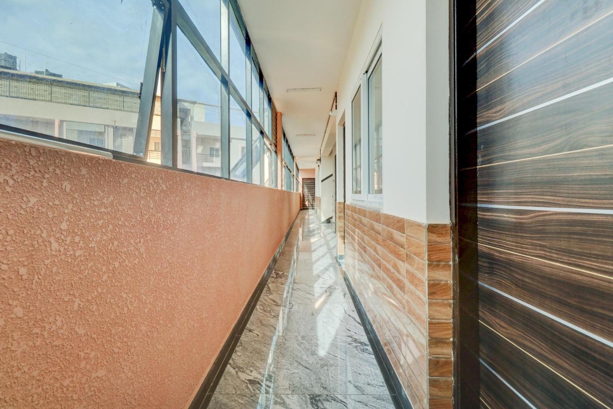 Hotel O Elite Lifestyle Red Rose Near 7D Voyage Bangalore Exterior photo